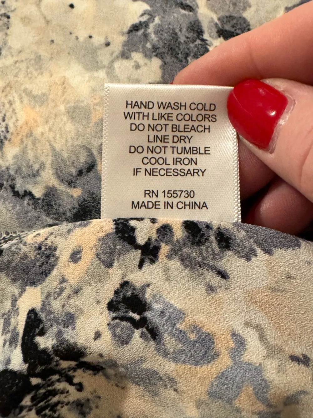 Rose & Olive Short-Sleeve Pleated Blouse in Blue and Cream Watercolor - Picture 9 of 9